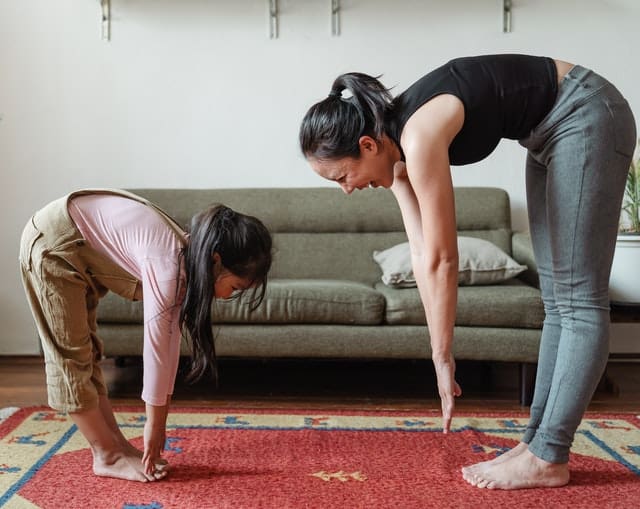 Find Out  8 Important Benefits of Yoga for Toddlers, Kids and Teens Here!