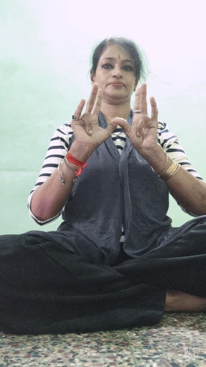 Avahana mudra gut health digestion